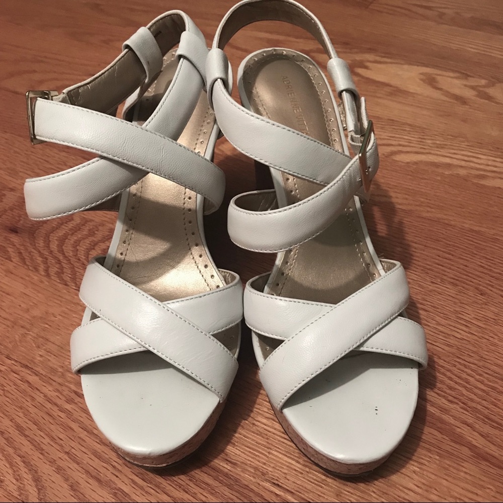 Adrienne Vittadini White Wedges